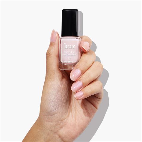 A Beauty Game Changer: Lacquer Magic for Strong and Resilient Nails